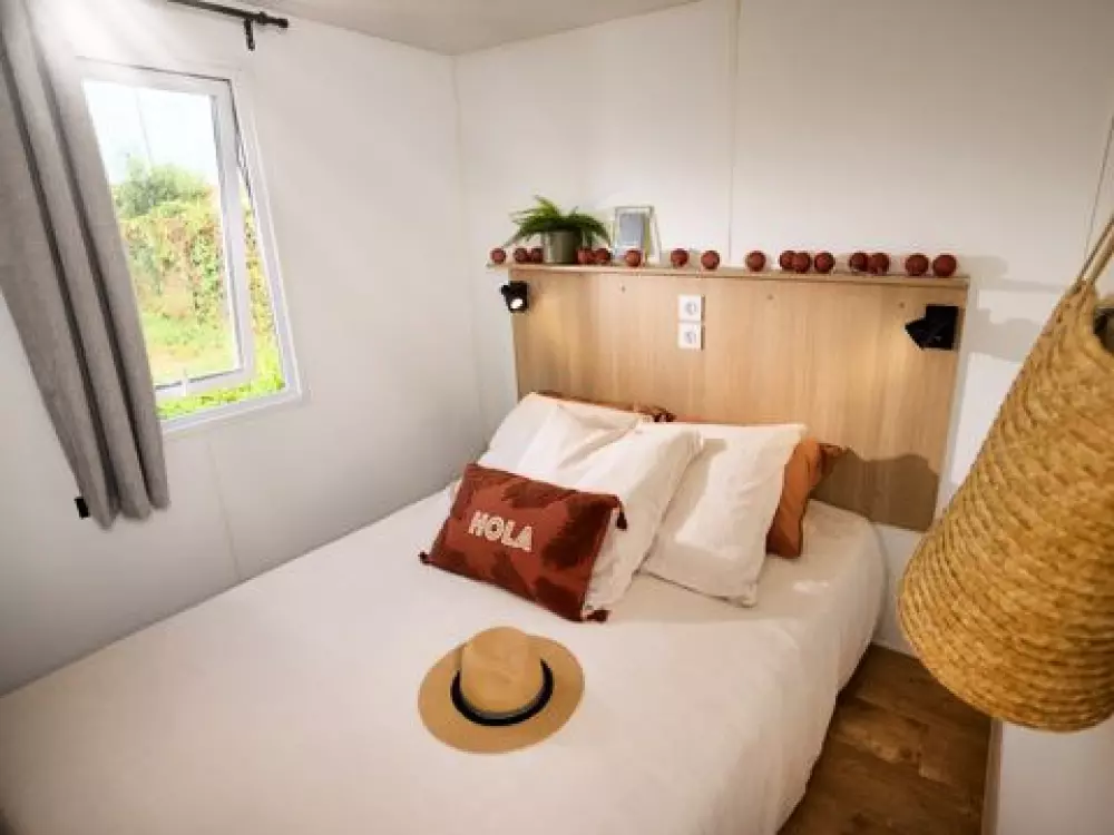 Camping Du Château De L'Hom  4 étoiles★★★★