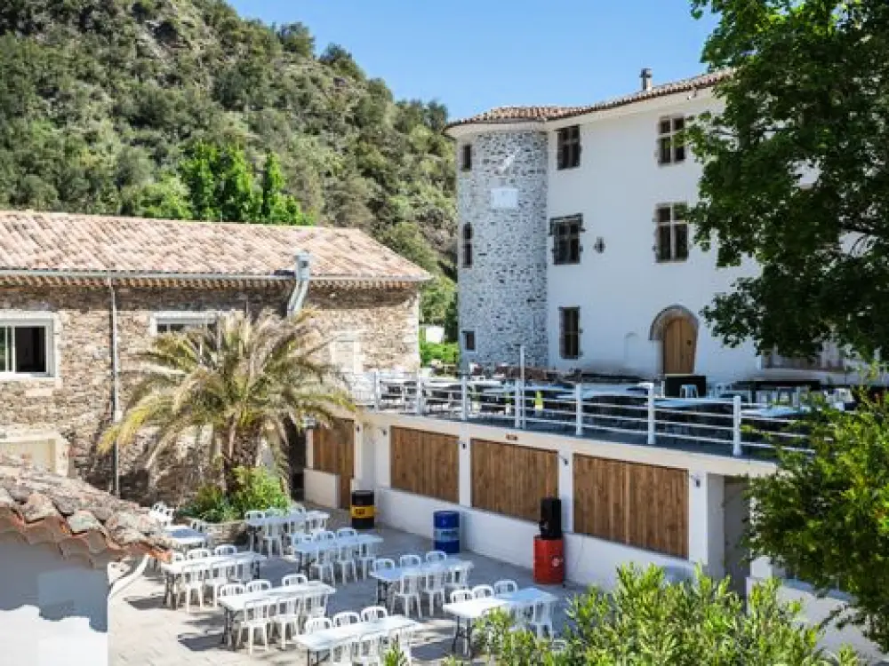 Camping Du Château De L'Hom  4 Sterren★★★★