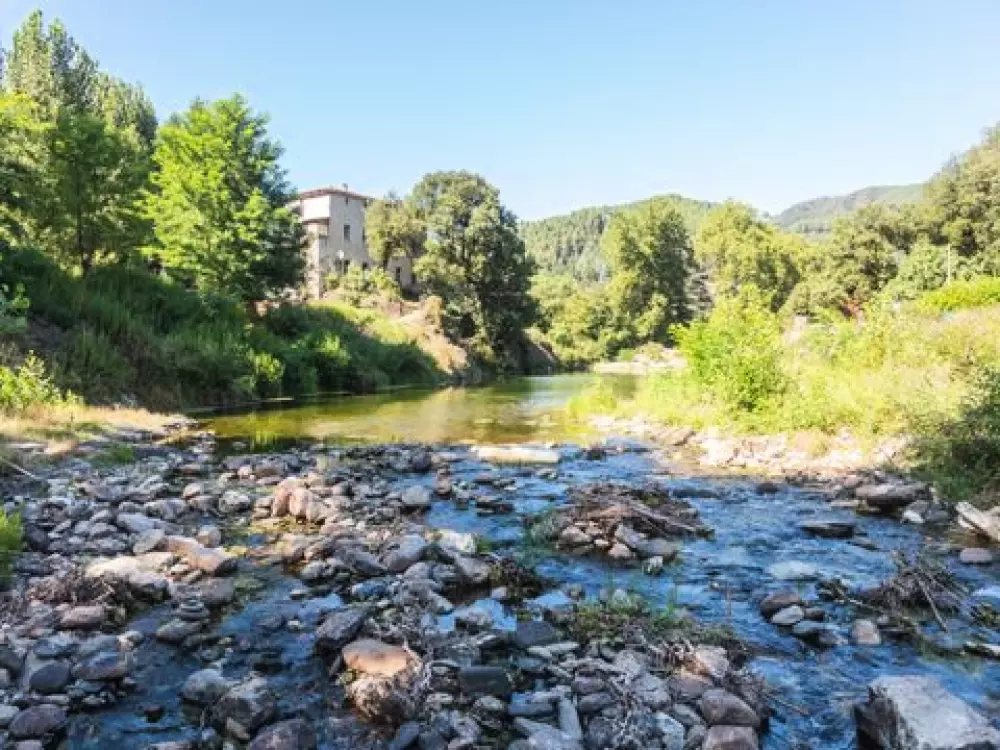 Camping Du Château De L'Hom  4 étoiles★★★★