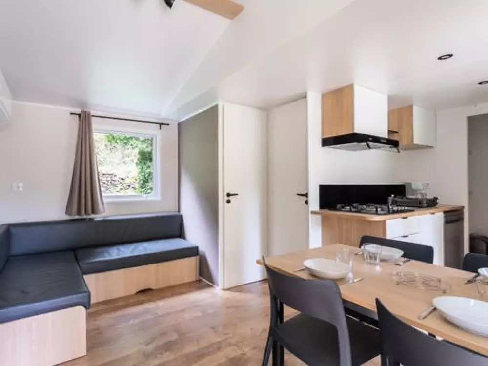 Camping Du Château De L'Hom  4 étoiles★★★★
