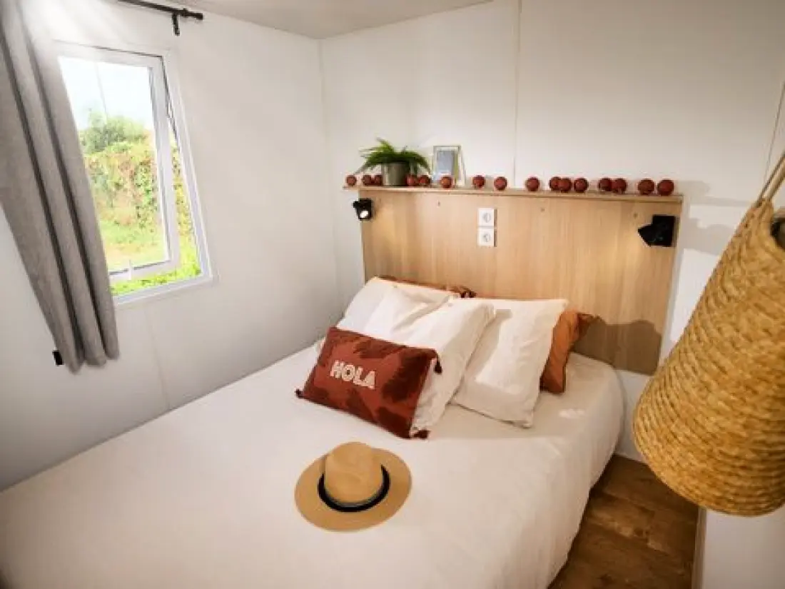 Camping Du Château De L'Hom  4 Estrellas★★★★