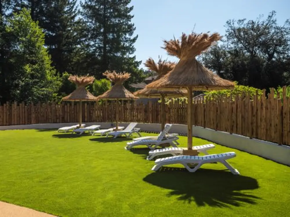 Camping Du Château De L'Hom  4 Sterren★★★★