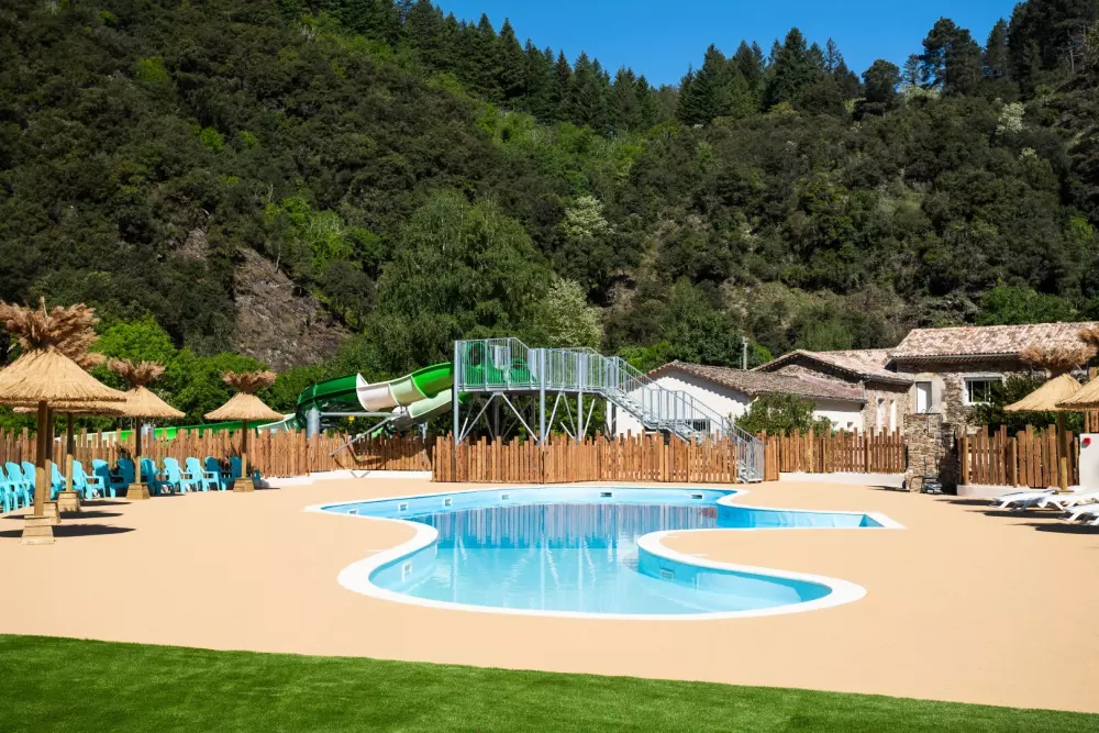 Campsite maeva Escapades du Château de l'Hom 4 Stars★★★★