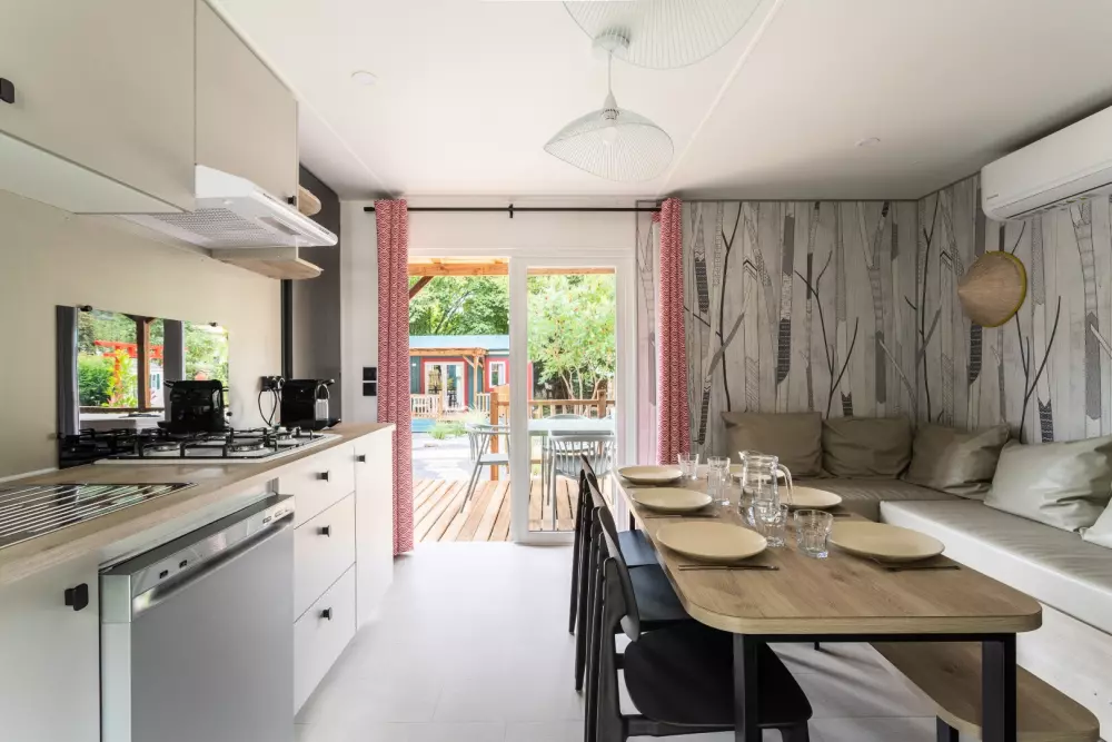 Campsite maeva Escapades du Château de l'Hom 4 Stars★★★★