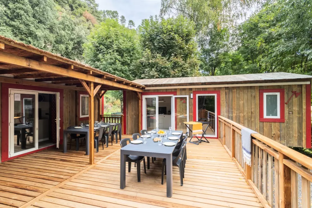 Campsite maeva Escapades du Château de l'Hom 4 Stars★★★★