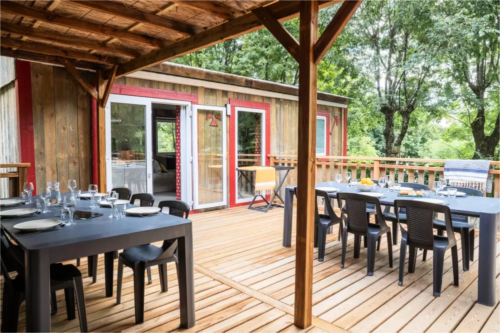 Campsite maeva Escapades du Château de l'Hom 4 Stars★★★★