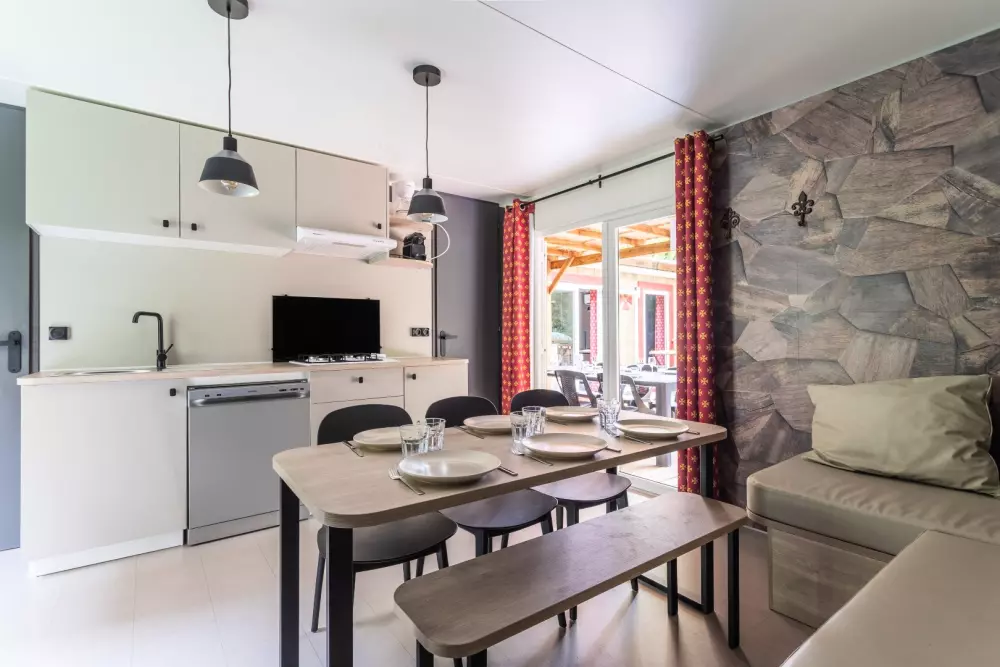 Campsite maeva Escapades du Château de l'Hom 4 Stars★★★★