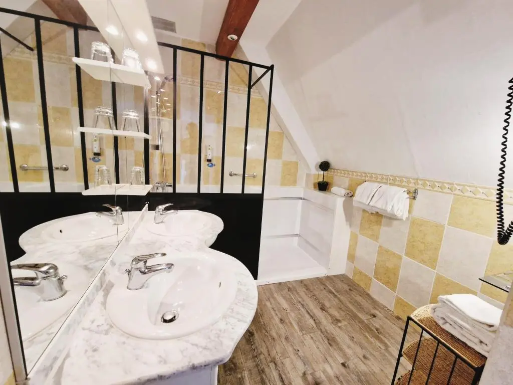 Logis Hôtel les Terrasses de Saumur & Spa 3 Stars★★★