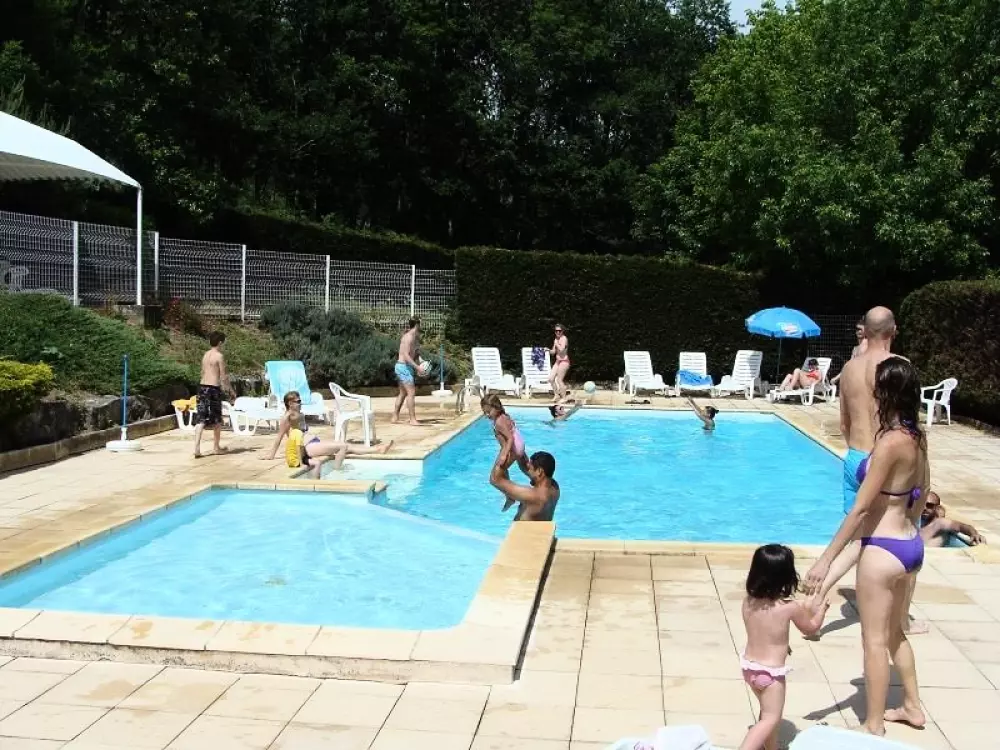 Les Chalets de la Gazonne 2 Sterne★★