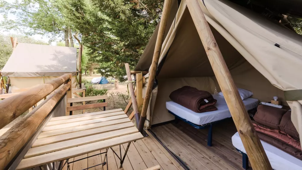 Camping Seasonova Lac de Bournazel 4 Stars★★★★