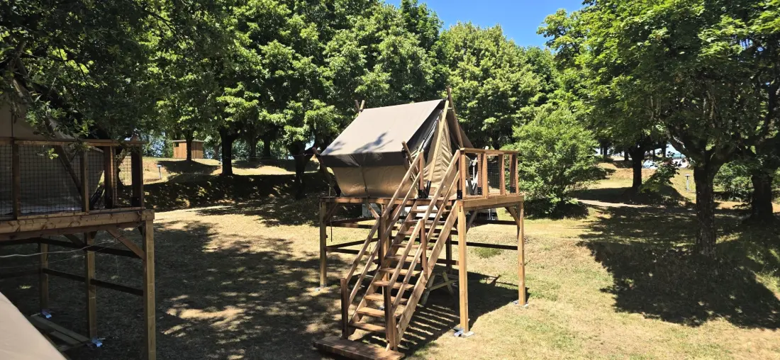 Camping Seasonova Lac de Bournazel 4 Estrellas★★★★
