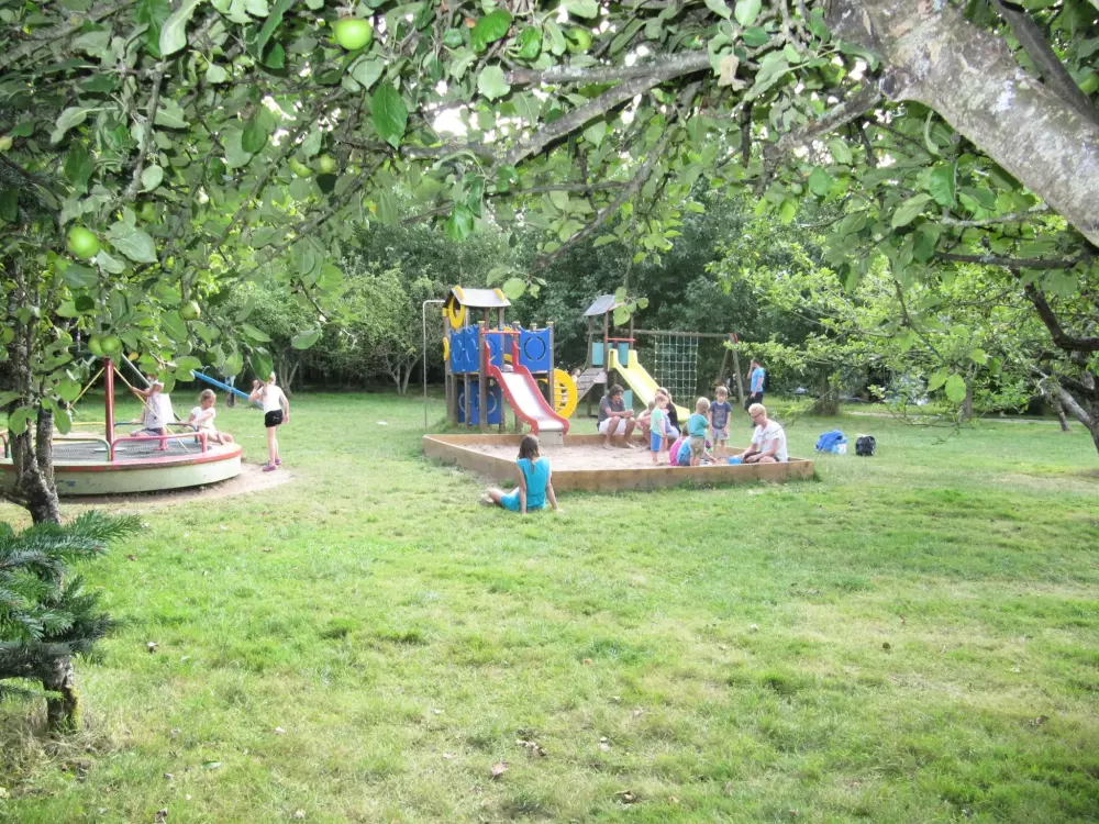 Kempingi Ferme Pedagogique de Prunay 4 Gwiazdy★★★★ 4 Gwiazdy★★★★ 4 Gwiazdy★★★★ 4 Gwiazdy★★★★