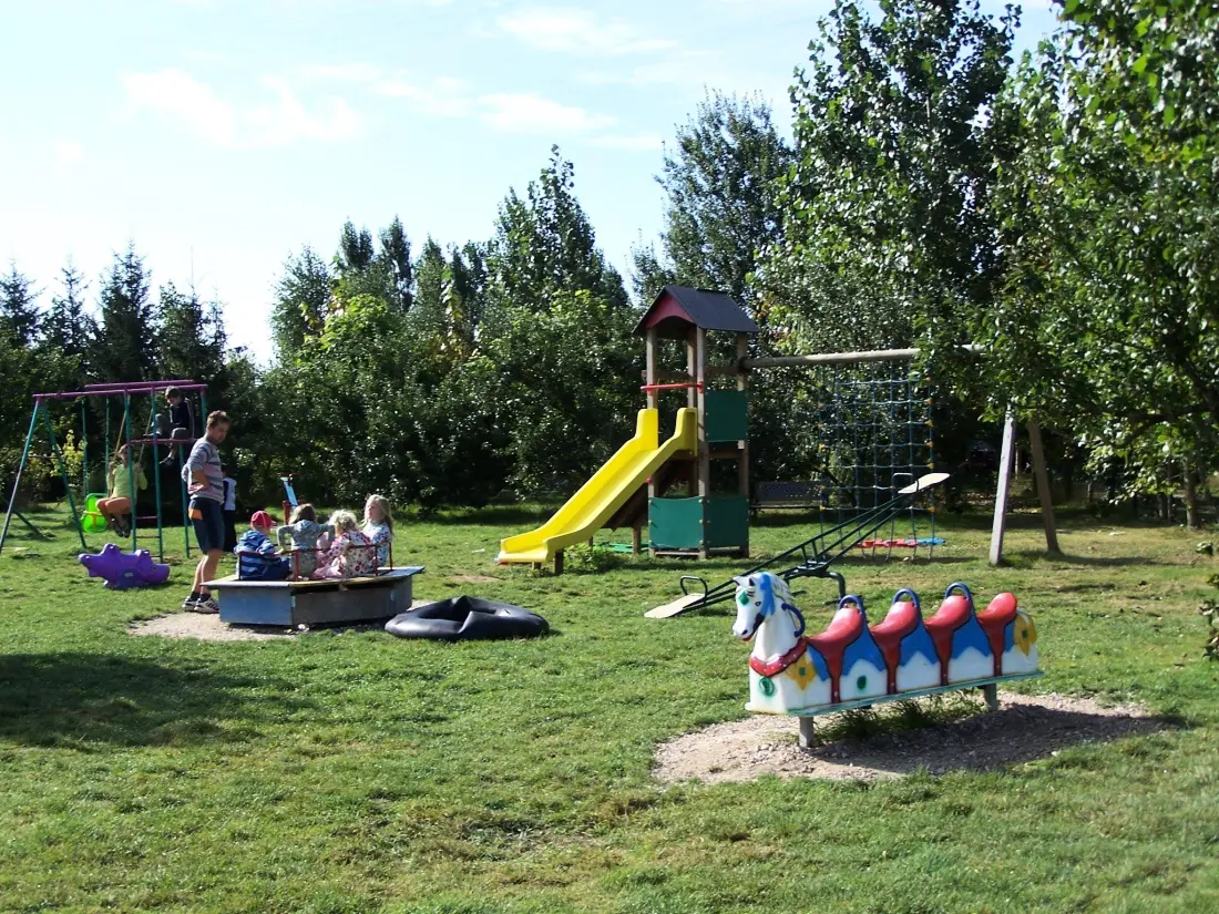 Campeggio Ferme Pedagogique de Prunay 12 Stelle★★★★★★★★★★★★