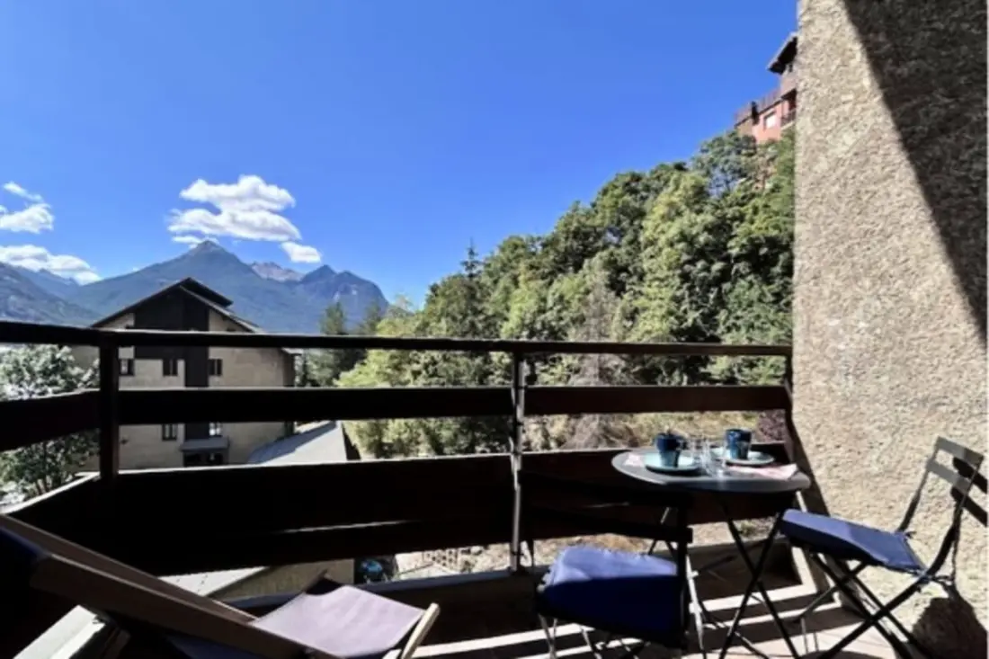 Przestronny apartament w Briançon dla 10 osób
