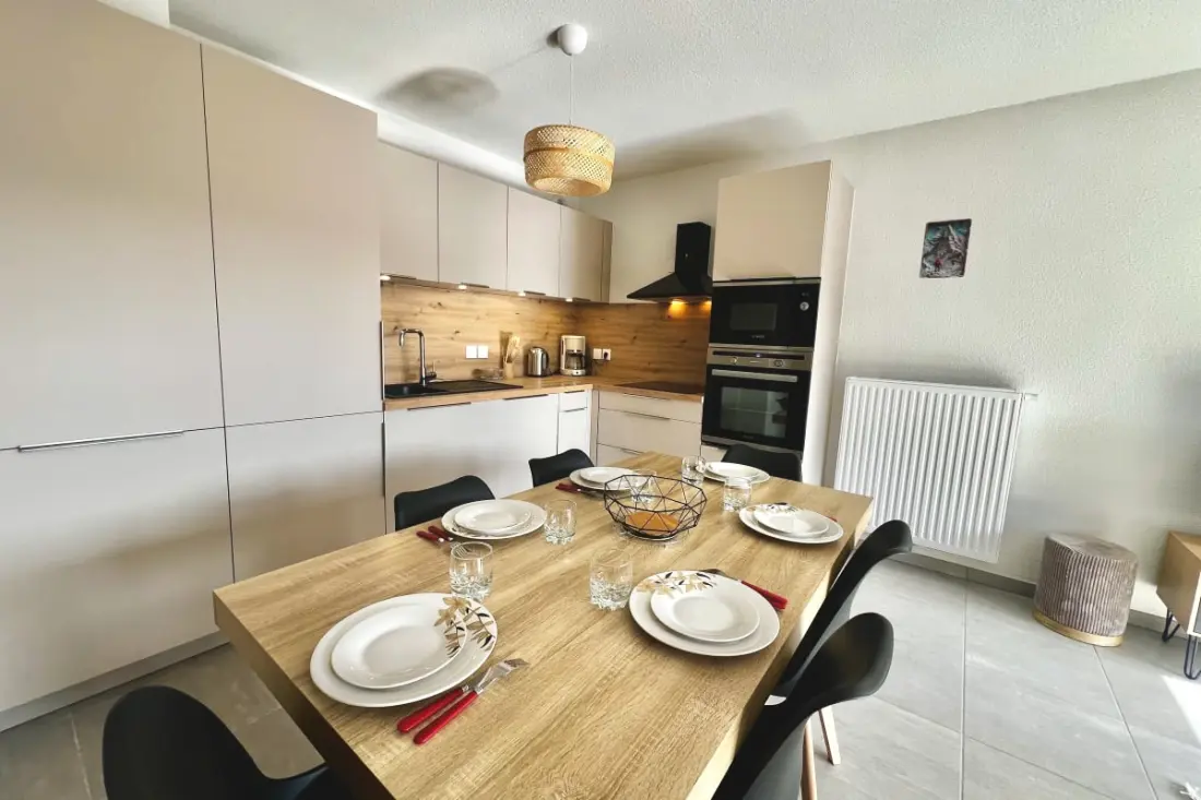 Apartamento T3 Con Balcón en Briançon