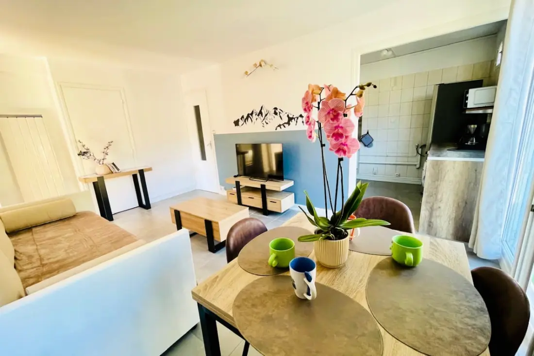 Charming T3 Mit Balkon im Herzen von Briançon