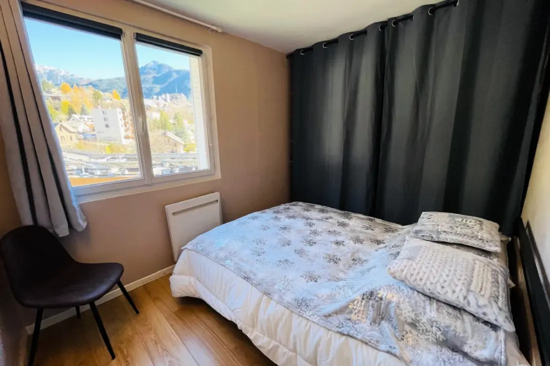 Charming T3 Mit Balkon im Herzen von Briançon