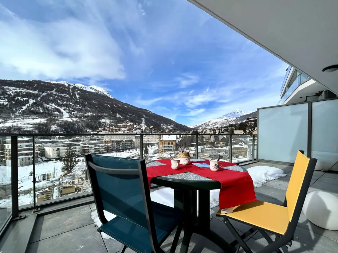 Balcons De L'izoard Residence
