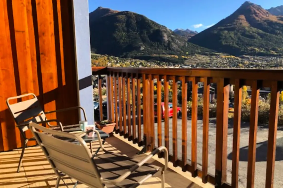 Balkon i Calme Face Aux Cimes