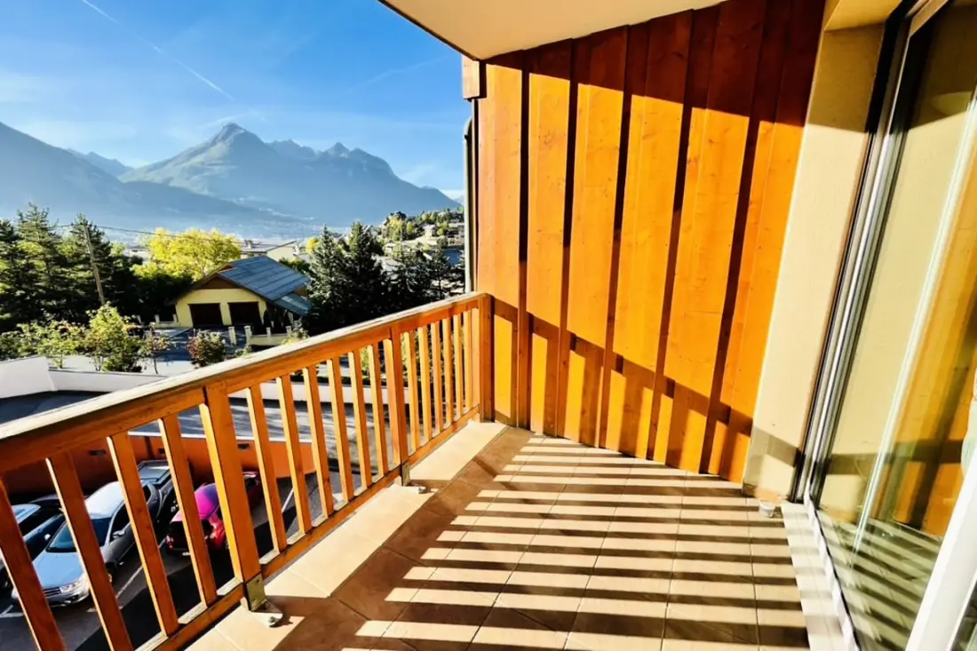 Bel Appt Cosy Z balkonem do Briançon