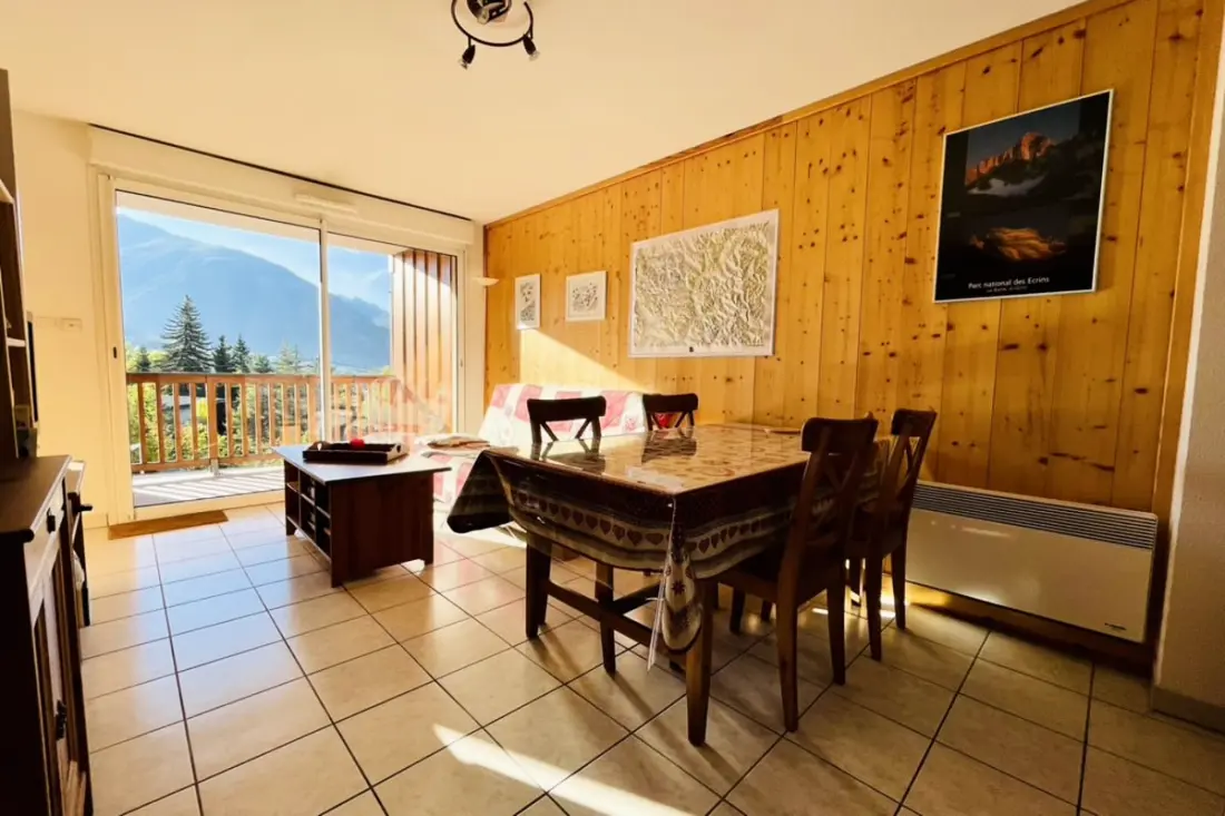 Bel Appt Cosy Z balkonem do Briançon