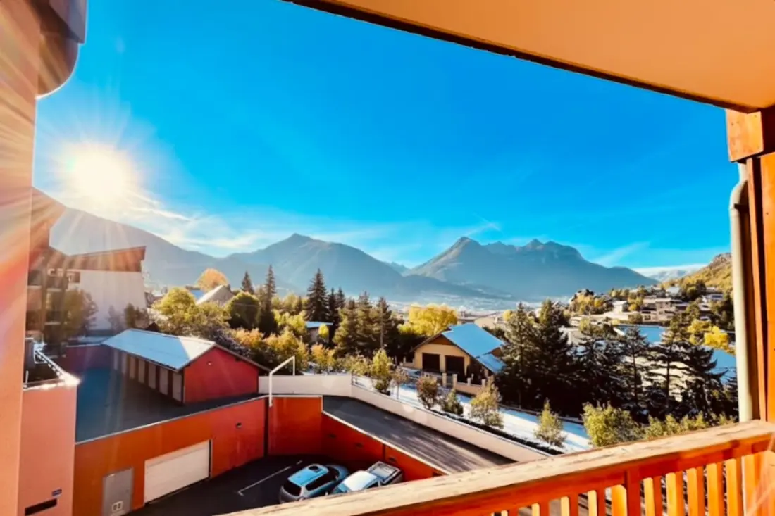 Bel Appt Cosy Z balkonem do Briançon