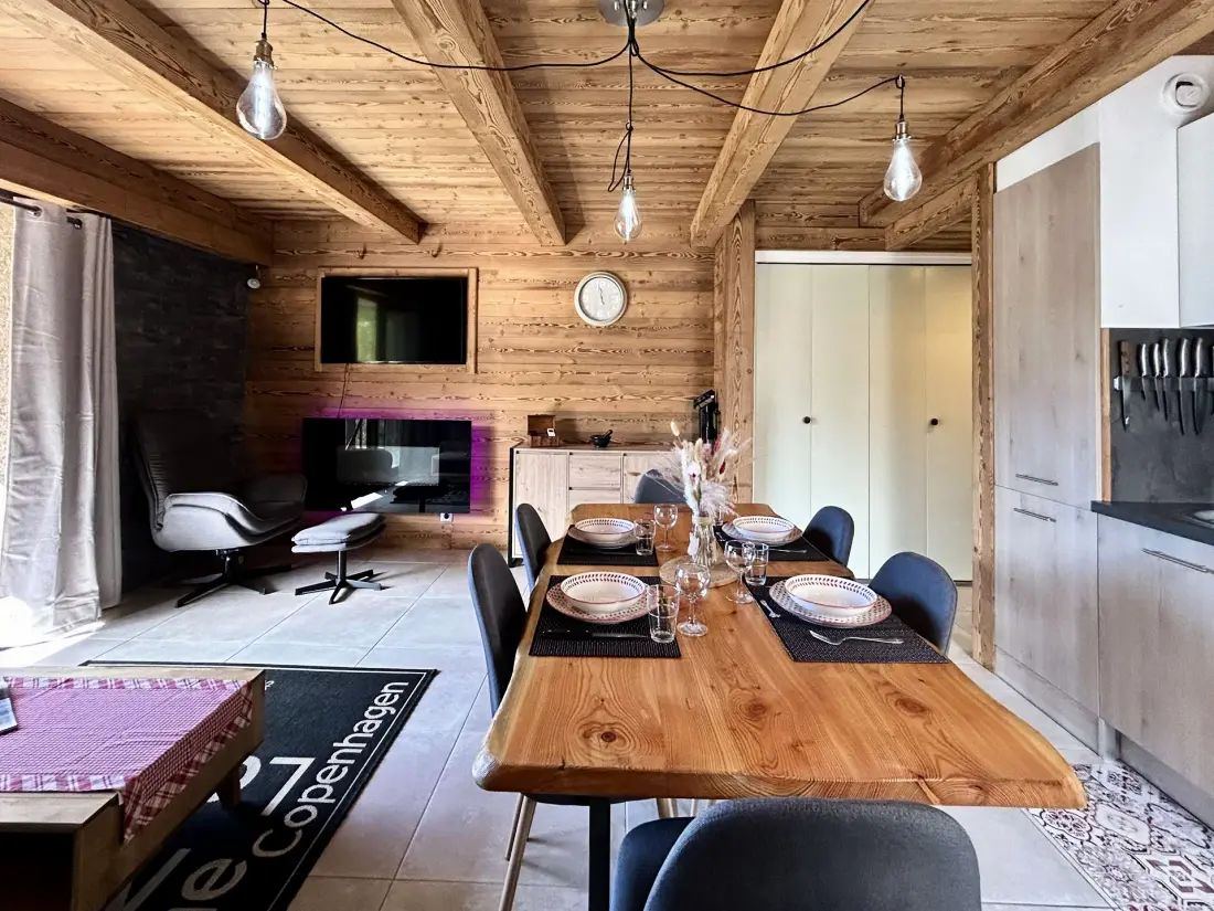 Solar Dial Residence