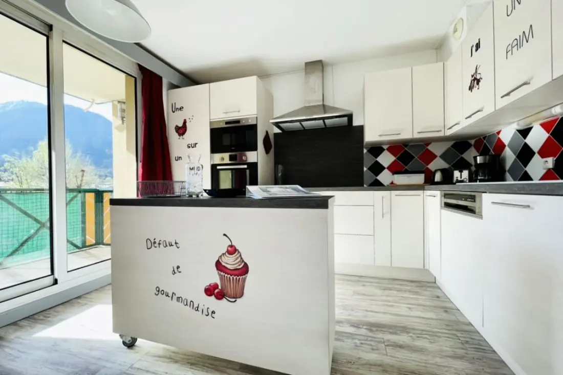 Jasny 50 M2 Z balkonem w Briançon Center