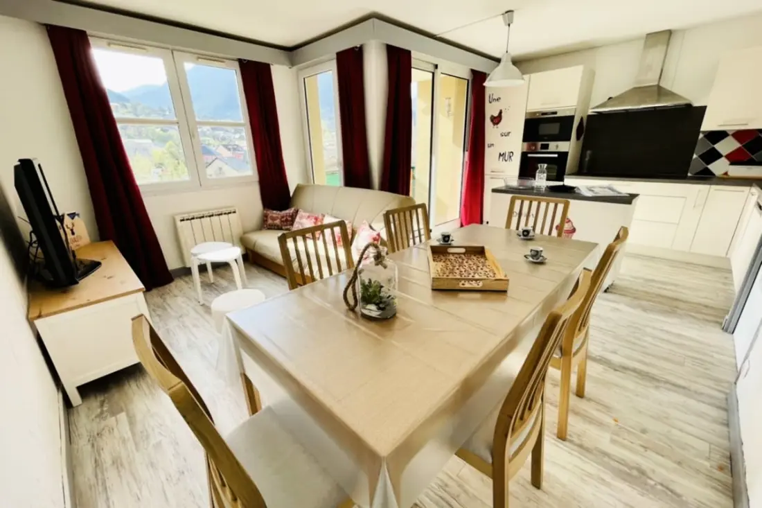 Jasny 50 M2 Z balkonem w Briançon Center