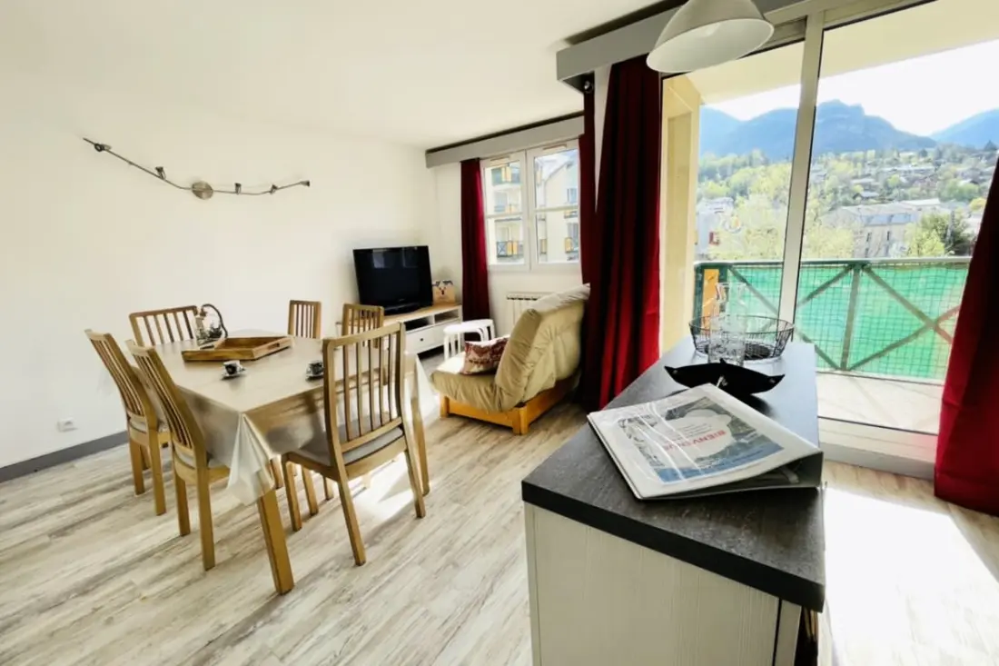 Jasny 50 M2 Z balkonem w Briançon Center