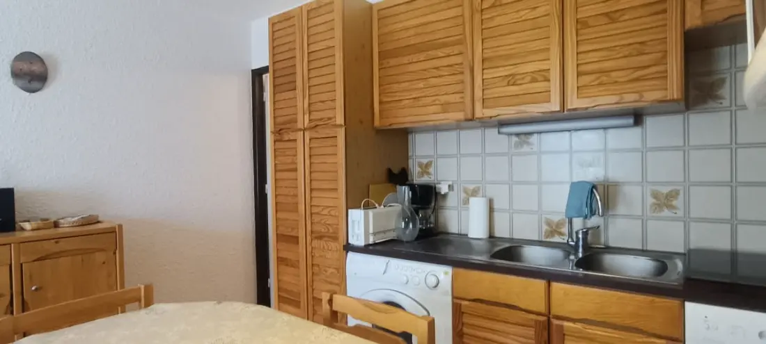 Apartment With Terrace Near Les Pistes