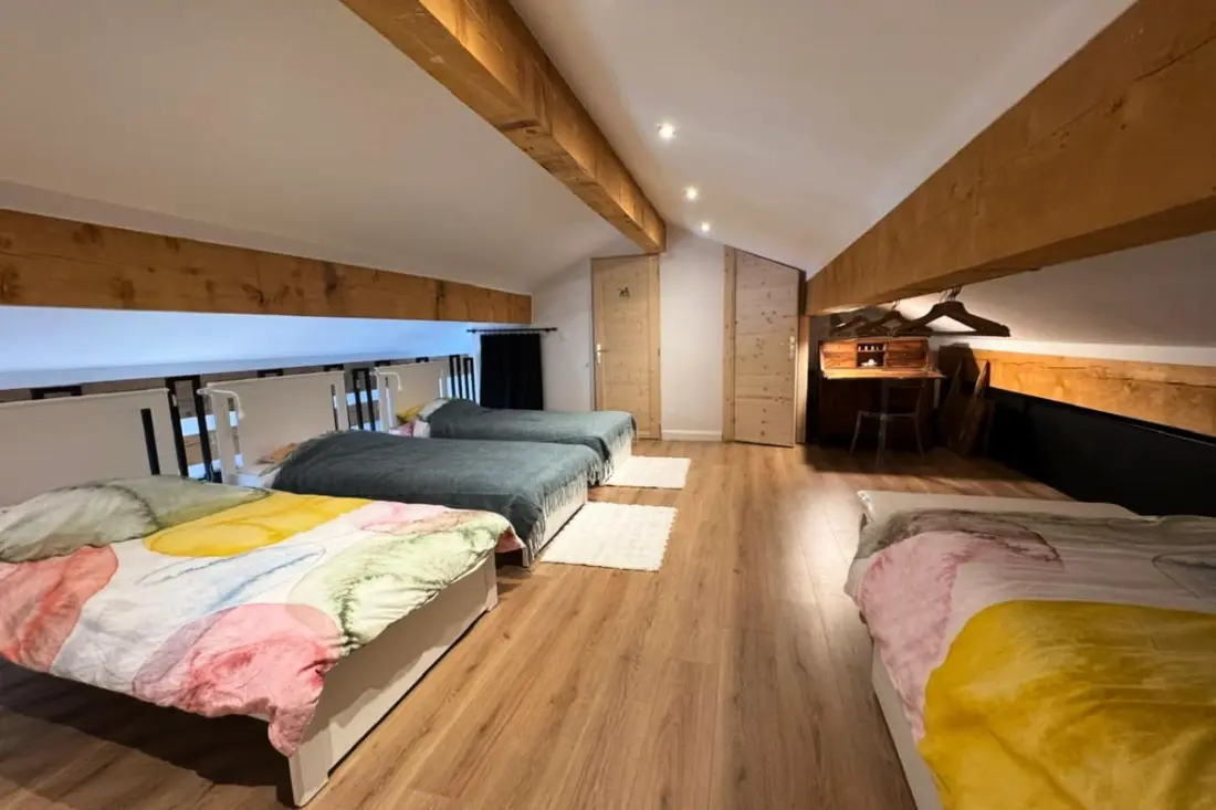 Luminous Family Apartment with Magnificent View