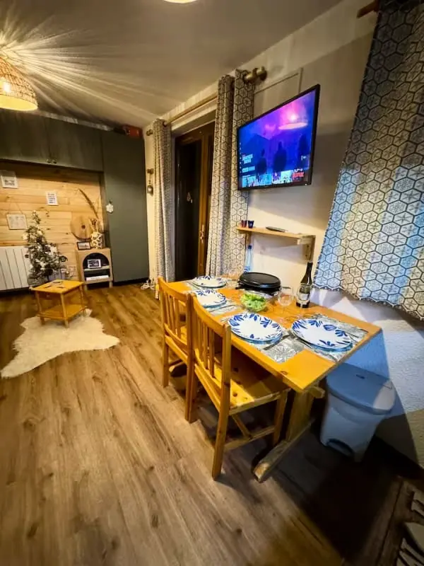 Charming Apartment With Garden And Private Parking