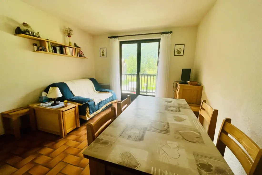 30 M2 At the foot of the Great Baths