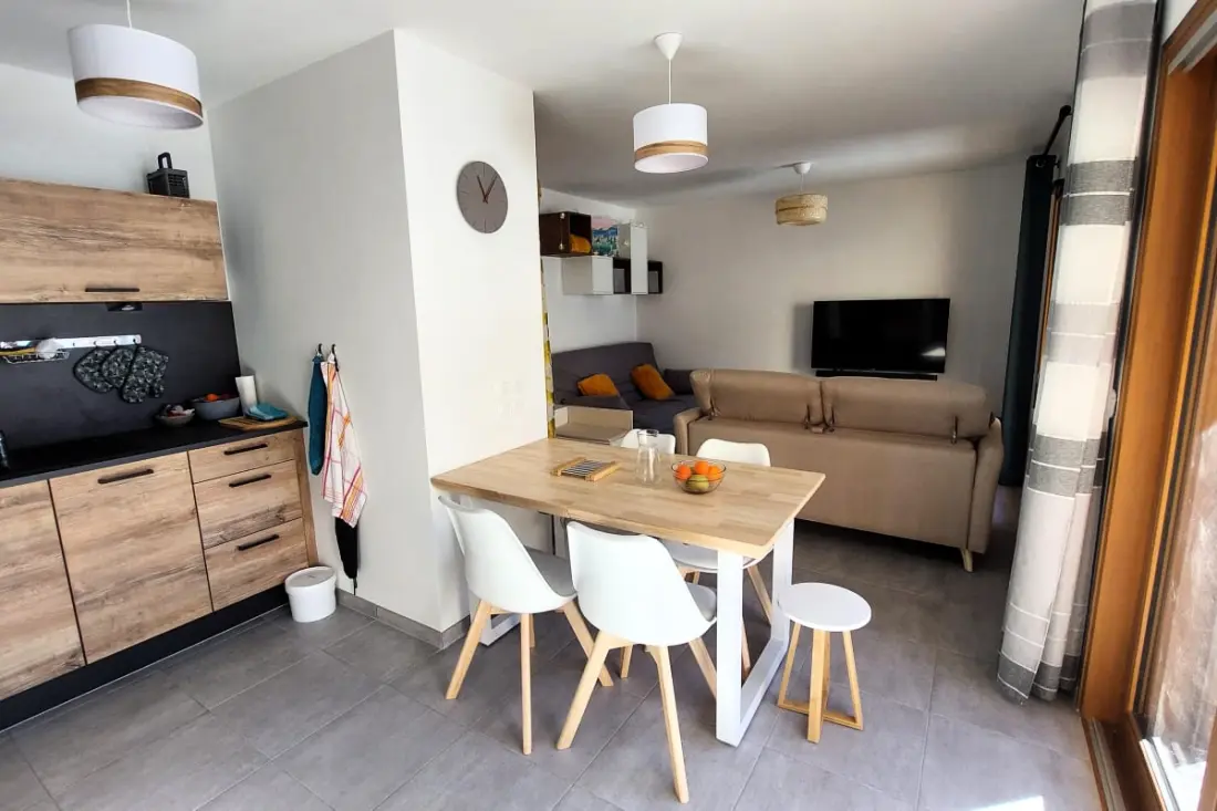 Big T2 Recent With Terrace : The Dahu Perché
