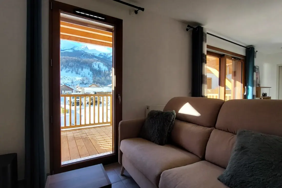 Big T2 Recent With Terrace : The Dahu Perché