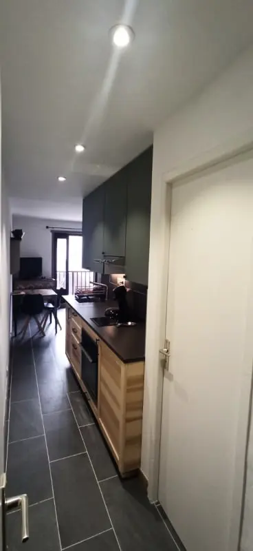 Bright 30 M2 With Balcony Centre Village