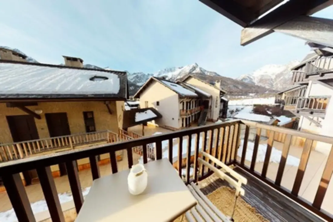 Bright 30 M2 With Balcony Centre Village