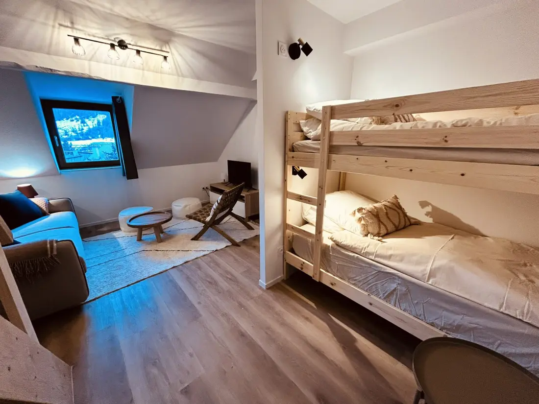 Violaine Residence