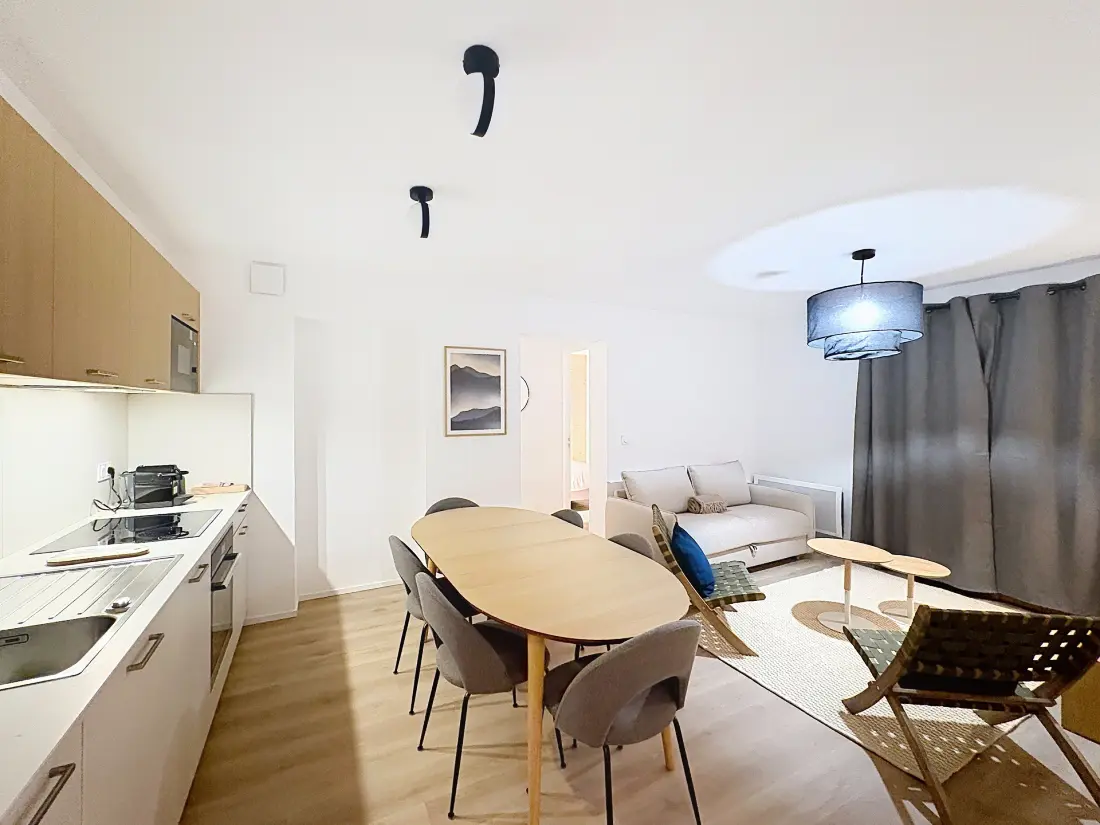 Violaine Residence