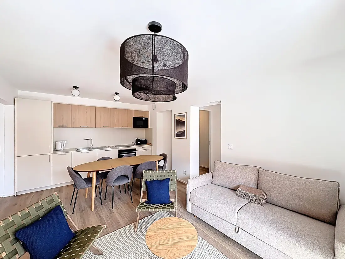 Violaine Residence