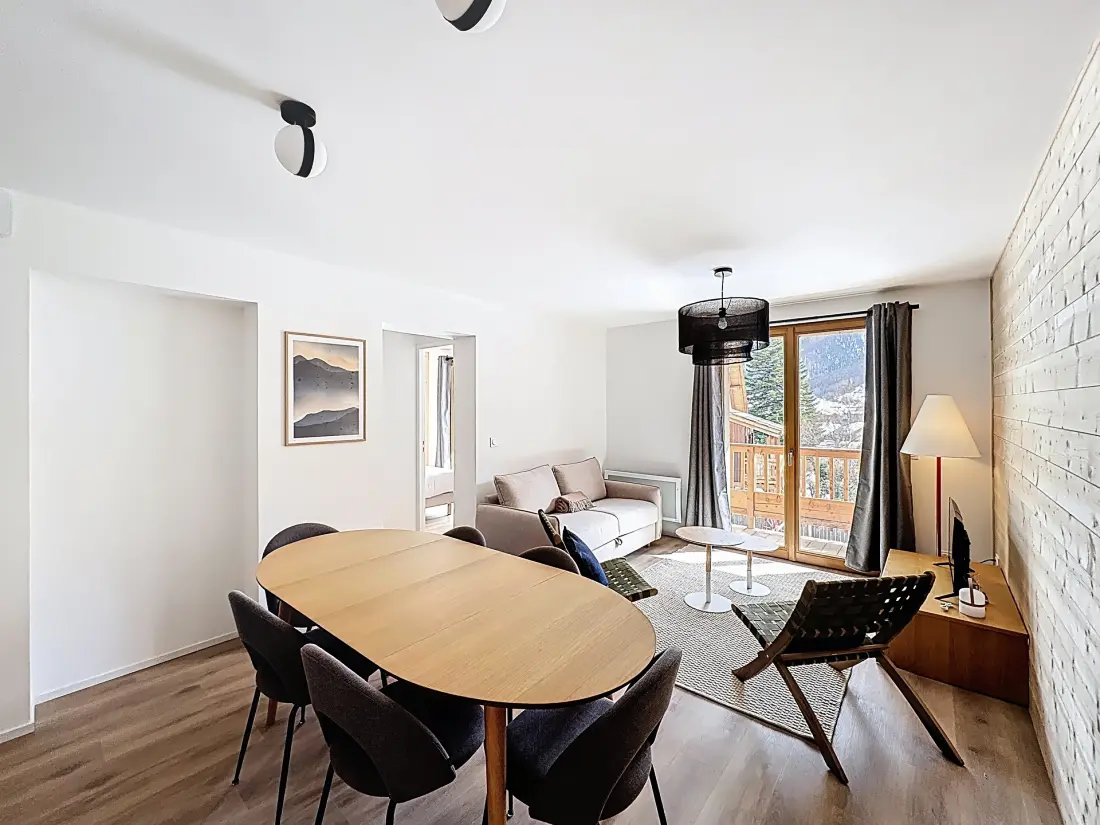 Violaine Residence