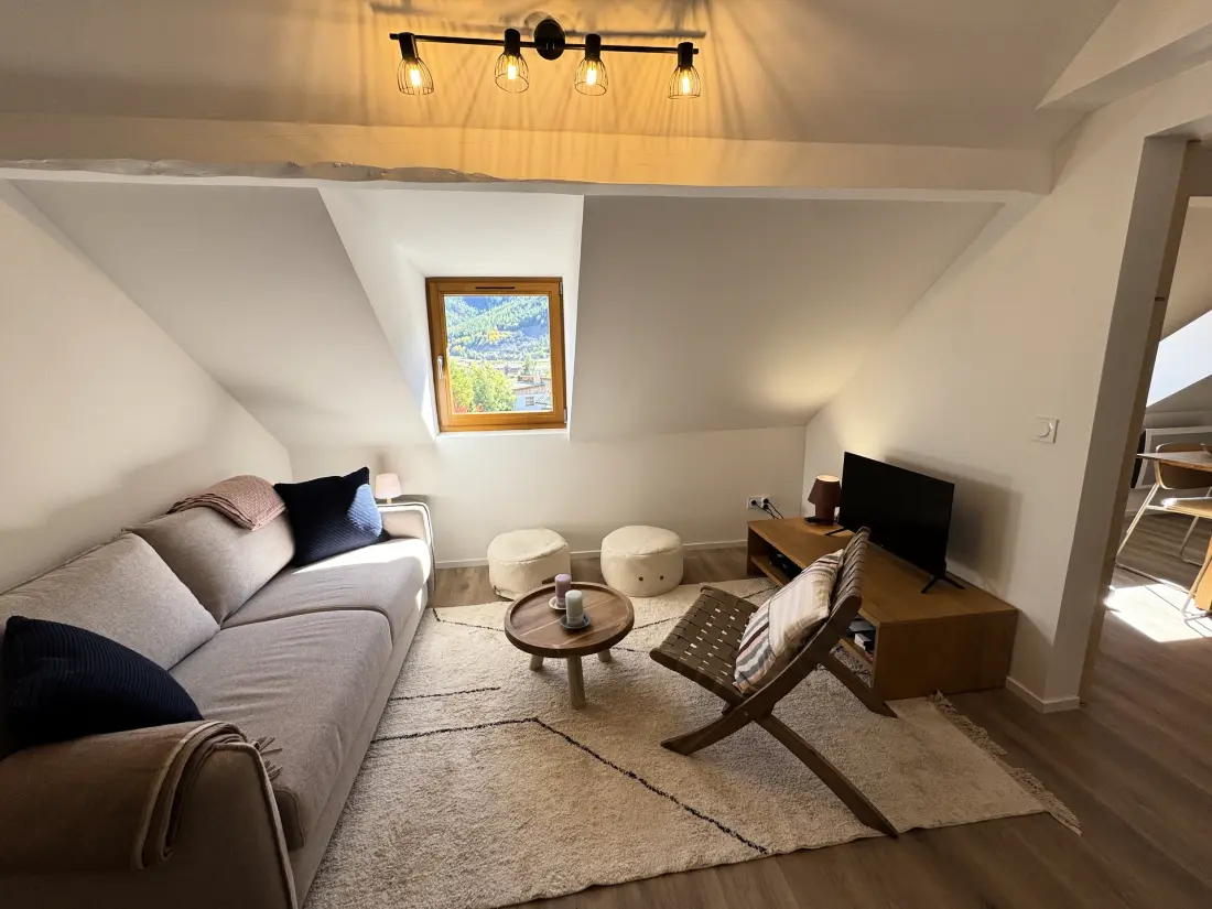 Violaine Residence