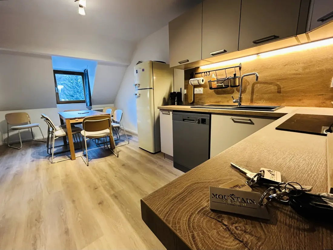 Violaine Residence