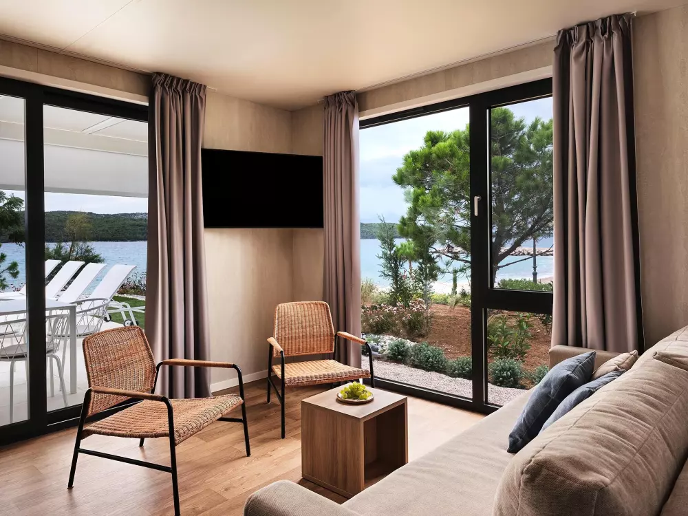 Park Amadria Camping Šibenik 4 Gwiazdy★★★★ 4 Gwiazdy★★★★ 4 Gwiazdy★★★★ 4 Gwiazdy★★★★