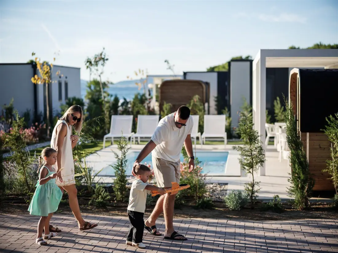 Park Amadria Camping Šibenik 4 Gwiazdy★★★★ 4 Gwiazdy★★★★ 4 Gwiazdy★★★★ 4 Gwiazdy★★★★