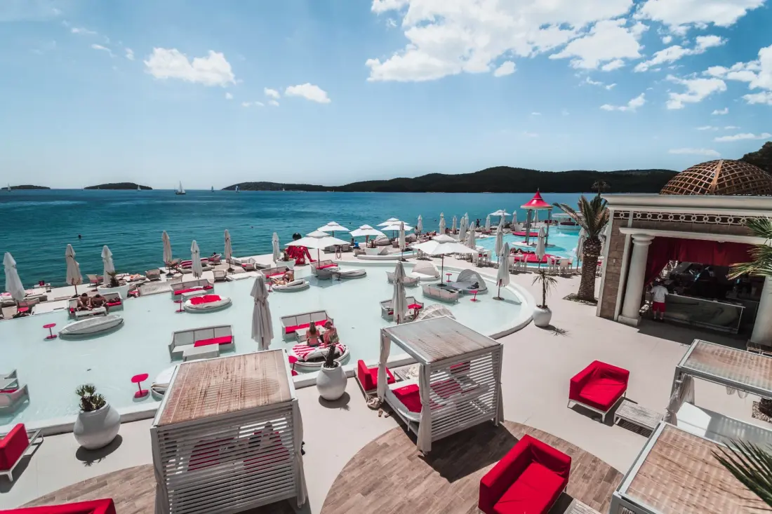 Park Amadria Camping Šibenik 4 Gwiazdy★★★★ 4 Gwiazdy★★★★ 4 Gwiazdy★★★★ 4 Gwiazdy★★★★