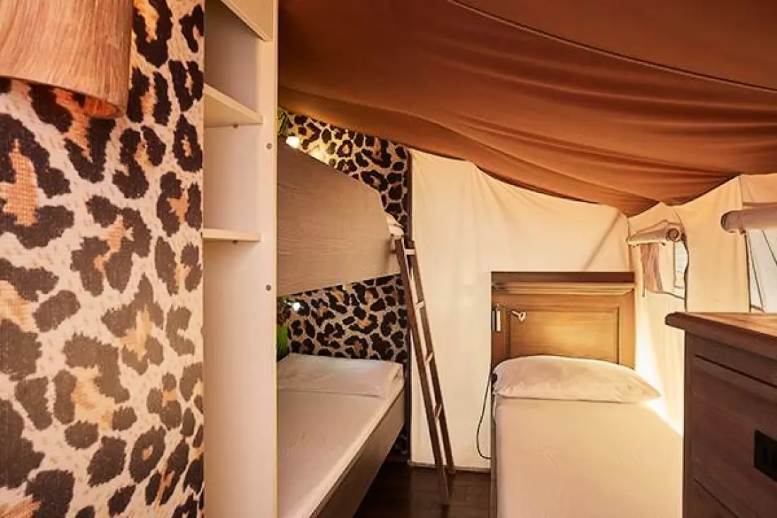 Park Amadria Camping Šibenik 4 Gwiazdy★★★★ 4 Gwiazdy★★★★ 4 Gwiazdy★★★★ 4 Gwiazdy★★★★