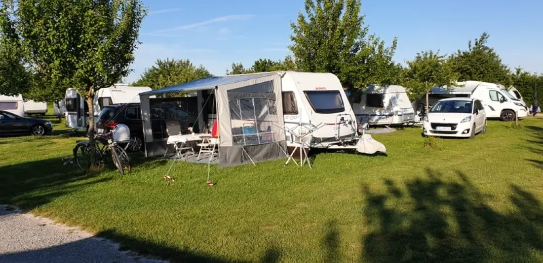 Camping Paradies Franken4 Sterren★★★★