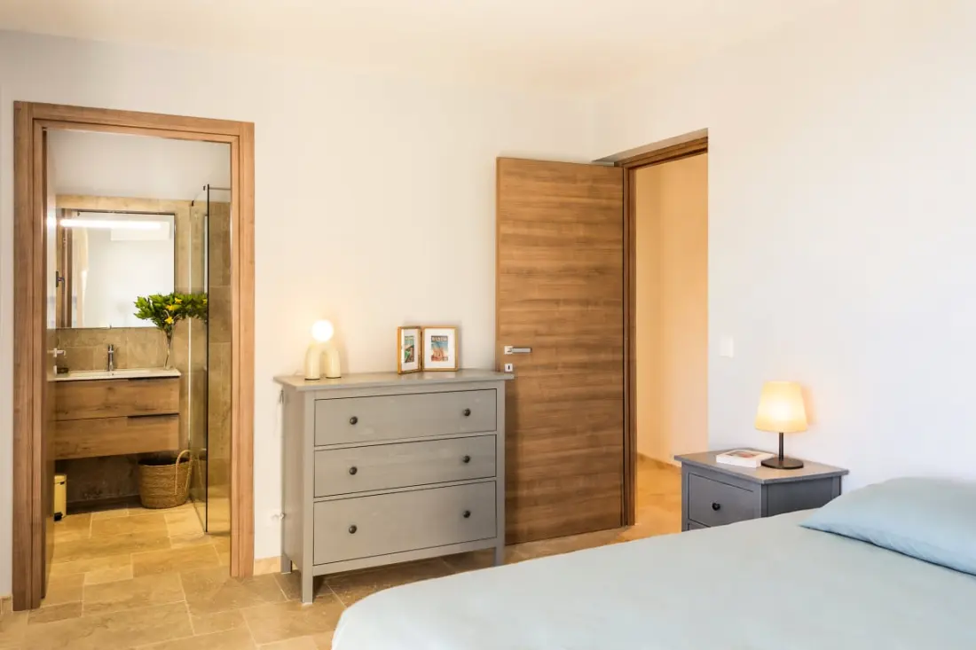 Villa Roccia között a tenger és a hegy között magánmedencével